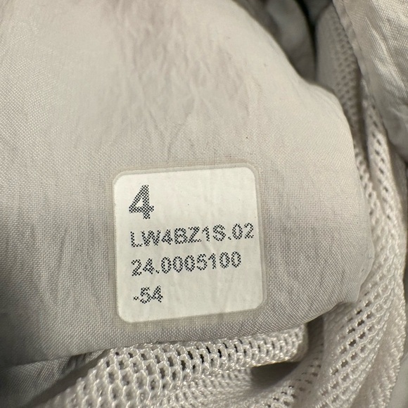 lululemon athletica White Jacket - Picture 5 of 5